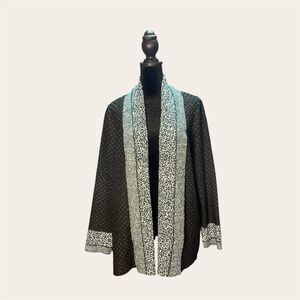 Chicos Travelers Crinkle Pleated Shawl Collar Swing Jacket-Black/White/Green S 1